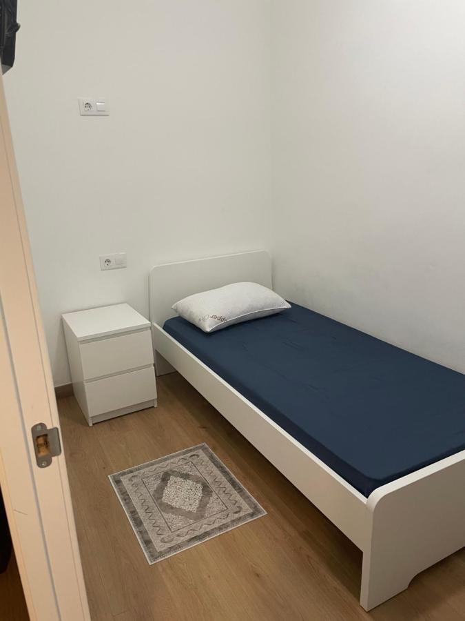 Kaylapart Aparthotel L'Hospitalet de Llobregat Bagian luar foto